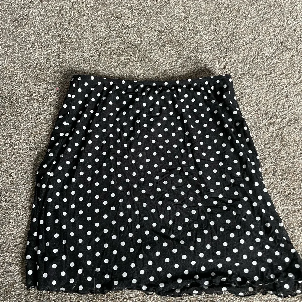 skirt - Picture 1 of 2
